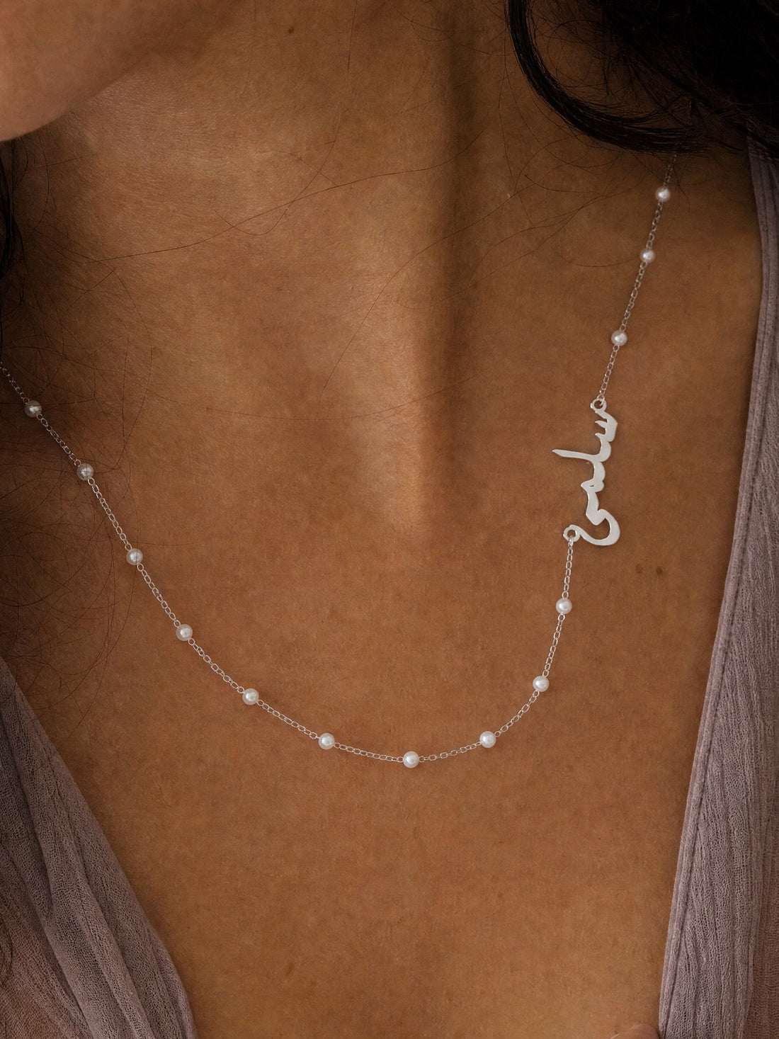 Editorial — SOLENE. Arabic Pearl Name Necklace in 925 silver — on model