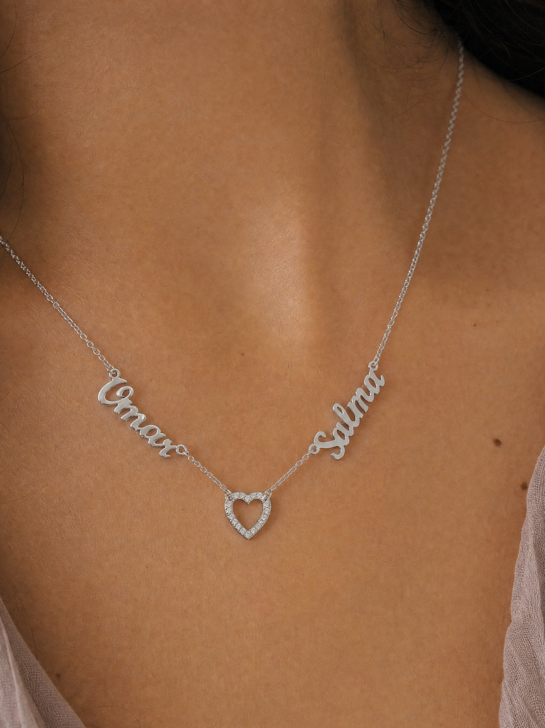 Editorial — SOLENE. Duet Names Necklace in 925 silver — on model